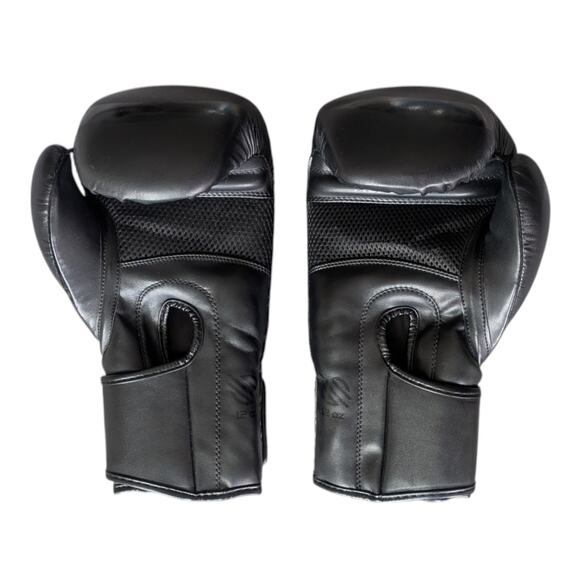Sanabul Sports Essential Gel Boxing Gloves Black 12 oz - Picture 2 of 11